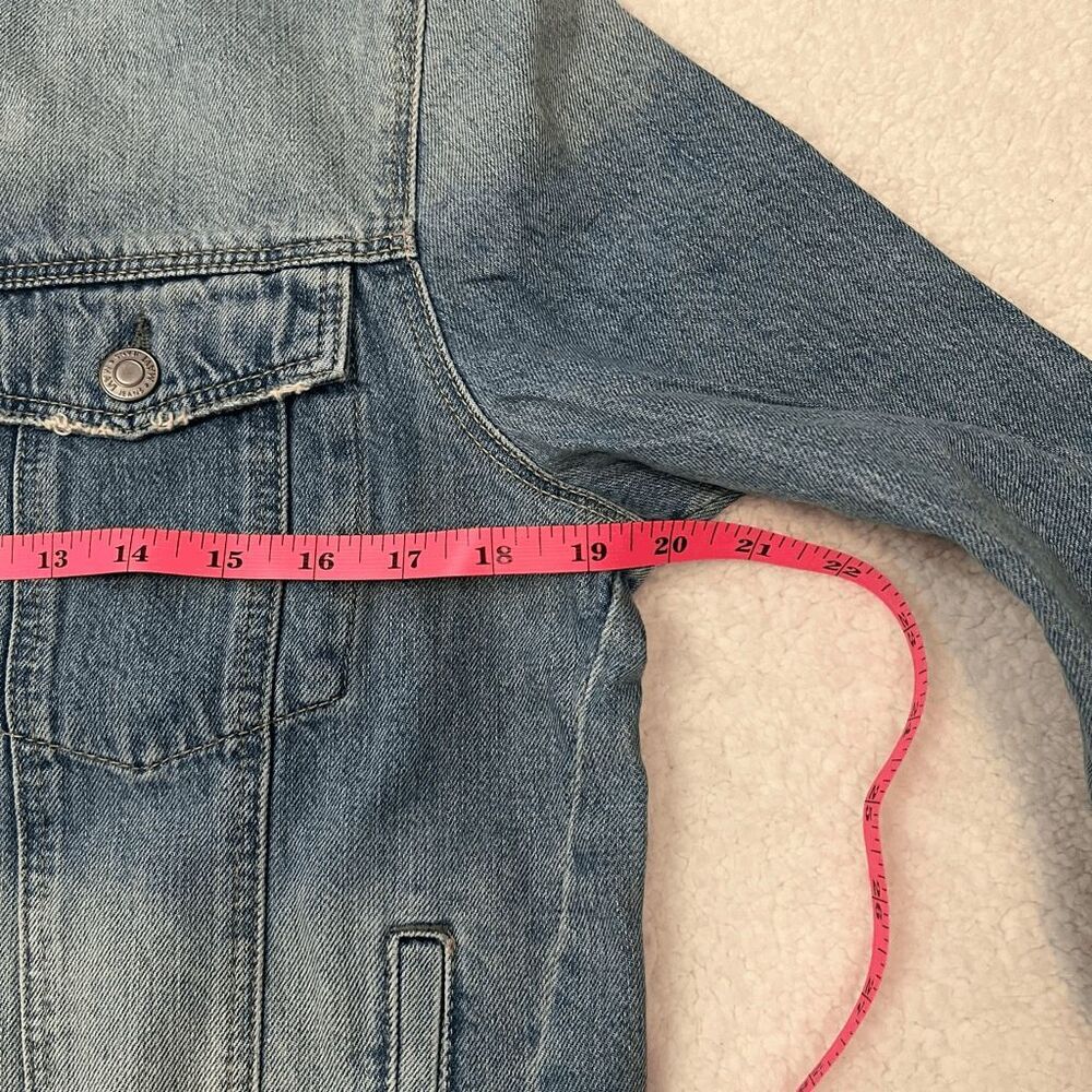 Mavi Jeans Co. Women's Denim Jacket Size S Light Wash Button Front Grommet Hem - Picture 8 of 13